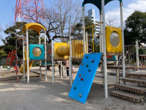 富士公園のアスレチック＆汽車で子供と休日レジャーを満喫！