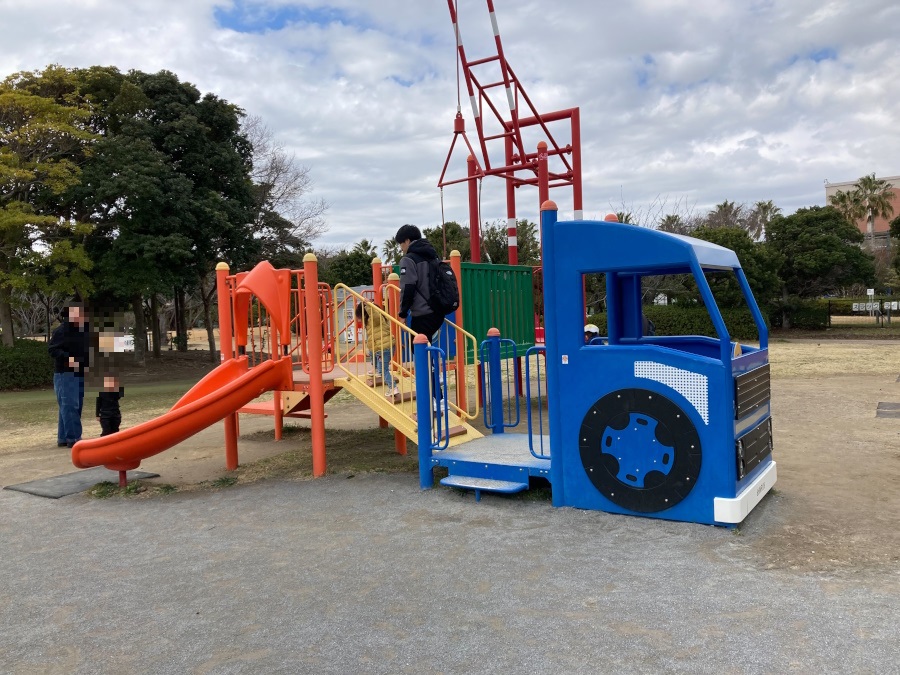浦安市運動公園の大型アスレッチックで子供と遊ぼう！