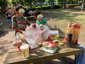 浦安市運動公園の芝生広場でボール遊び＆ピクニックを満喫！