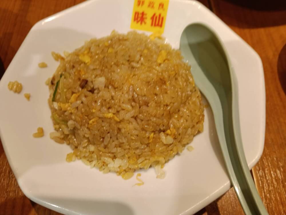 味仙 東京ニュー新橋ビル店の写真 3