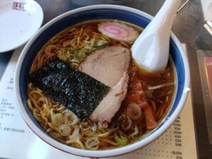 蓬来軒本店で家族中華ランチ！家族みんな支那そばと餃子に夢中でした！