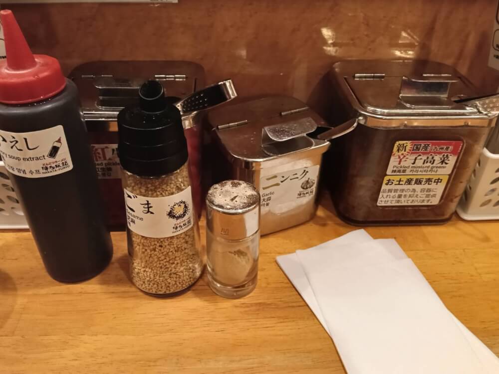 とんこつラーメン 博多風龍 新橋店の写真 4